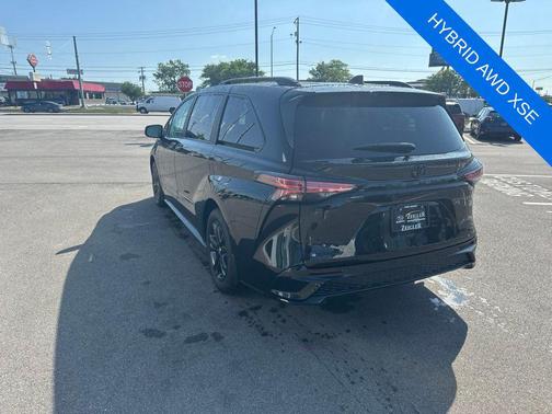 Midnight Black Metallic 2026 Toyota Sienna XSE 7 Passenger