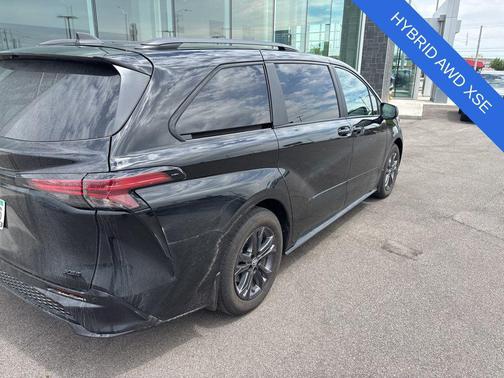Midnight Black Metallic 2026 Toyota Sienna XSE 7 Passenger