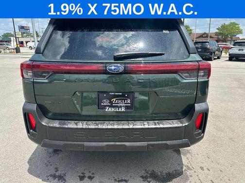 Deep Emerald Green Pearl 2026 Subaru Outback Limited XT