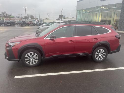 2025 Subaru Outback Premium