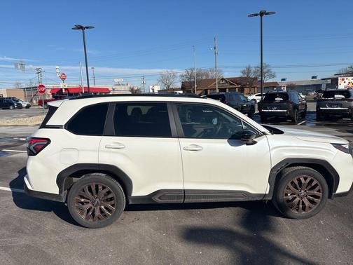 2025 Subaru Forester Sport