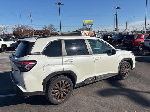 2025 Subaru Forester Sport