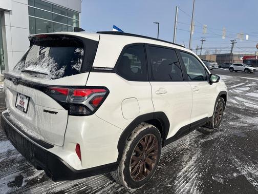 2025 Subaru Forester Sport