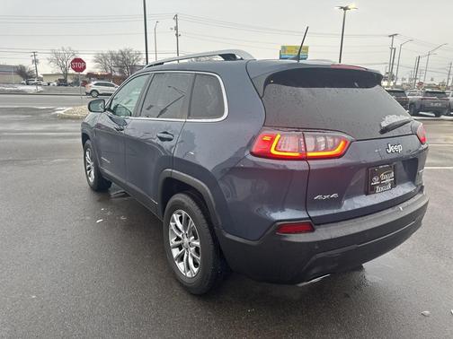2021 Jeep Cherokee Latitude Lux