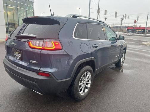 2021 Jeep Cherokee Latitude Lux