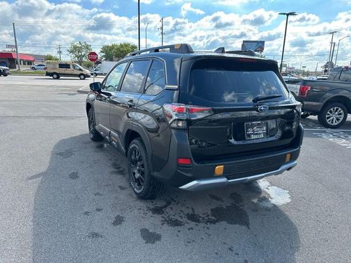 Crystal Black Silica 2026 Subaru Forester Wilderness