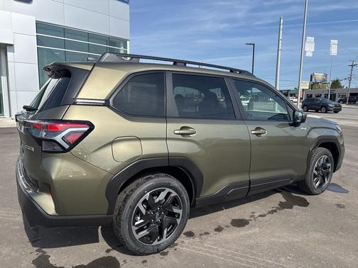 2025 Subaru Forester Hybrid Premium