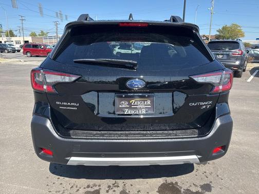 2025 Subaru Outback Limited XT