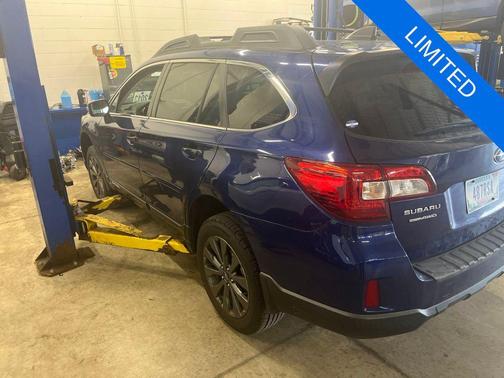 Lapis Blue Pearl 2016 Subaru Outback 2.5i Limited