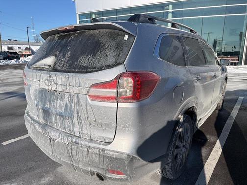 2022 Subaru Ascent Limited 8-Passenger