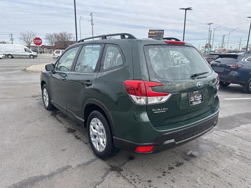 2023 Subaru Forester Base
