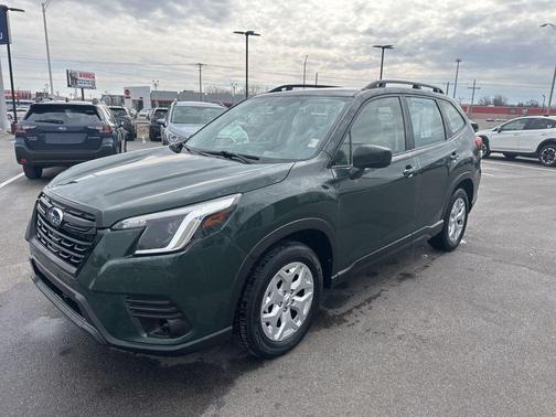 2023 Subaru Forester Base