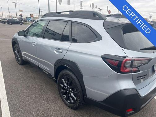 Ice Silver Metallic 2023 Subaru Outback Onyx Edition