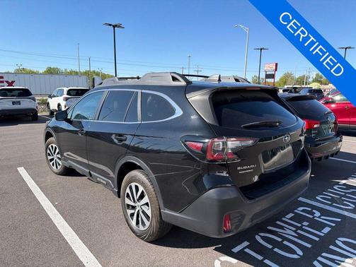 Crystal Black Silica 2022 Subaru Outback Premium