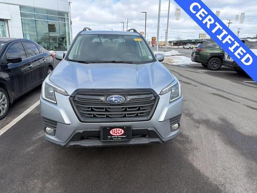 2022 Subaru Forester Premium