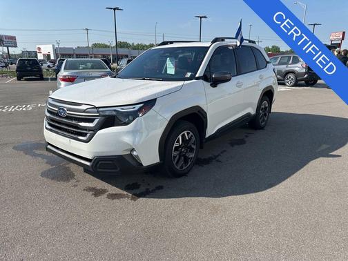 Crystal White Pearl 2025 Subaru Forester Premium
