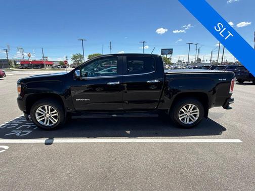 Onyx Black 2017 GMC Canyon SLT