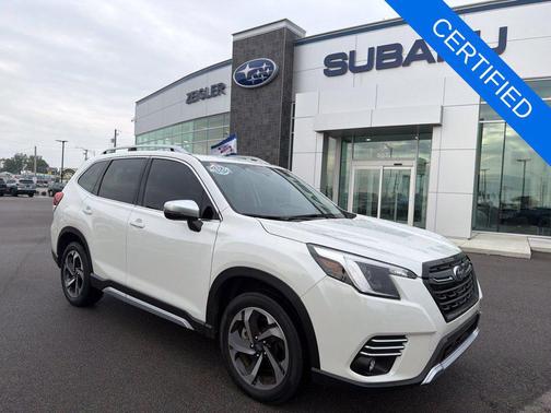 Crystal White Pearl 2024 Subaru Forester Touring
