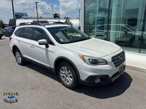 Crystal White Pearl 2015 Subaru Outback 2.5i Premium