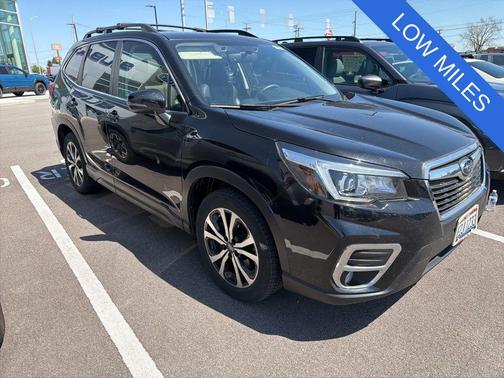 Crystal Black Silica 2019 Subaru Forester Limited