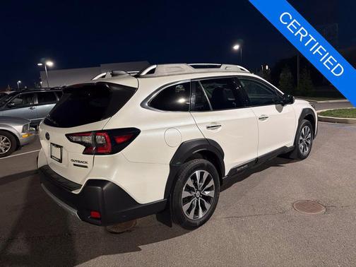 Crystal White Pearl 2023 Subaru Outback Touring XT