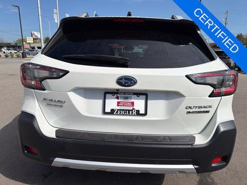 Crystal White Pearl 2023 Subaru Outback Touring XT