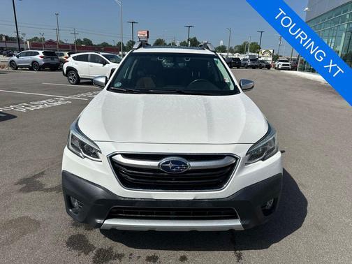 Crystal White Pearl 2020 Subaru Outback Touring XT