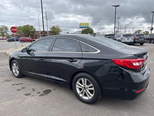 2015 Hyundai SONATA SE