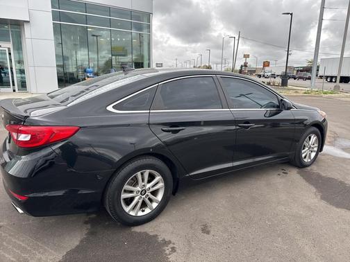 2015 Hyundai SONATA SE