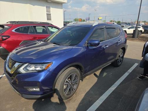2017 Nissan Rogue SL