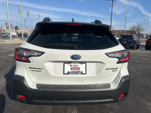 2025 Subaru Outback Onyx Edition XT