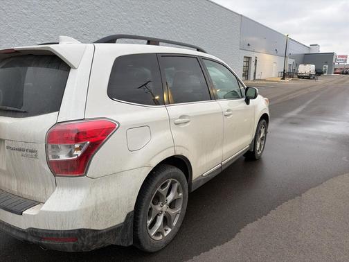 2016 Subaru Forester 2.5i Touring