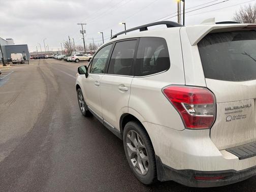 2016 Subaru Forester 2.5i Touring
