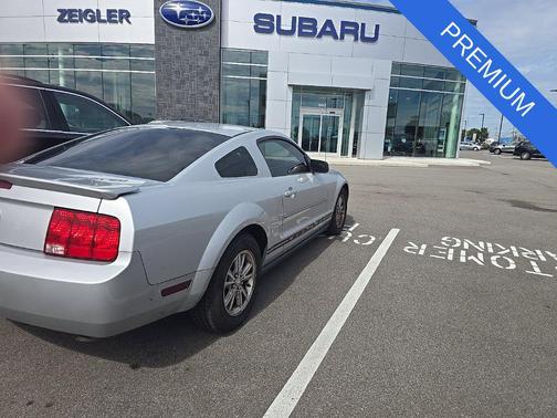 Silver 2008 Ford Mustang Premium