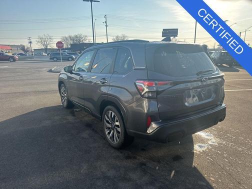 Magnetite Gray Metallic 2025 Subaru Forester Touring