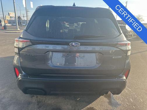 Magnetite Gray Metallic 2025 Subaru Forester Touring