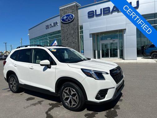 Crystal White Pearl 2022 Subaru Forester Premium