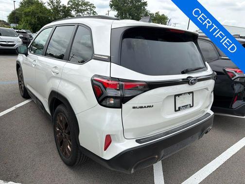 Crystal White Pearl 2025 Subaru Forester Sport