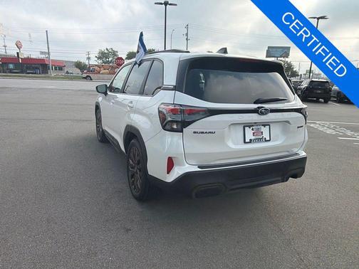 Crystal White Pearl 2025 Subaru Forester Sport