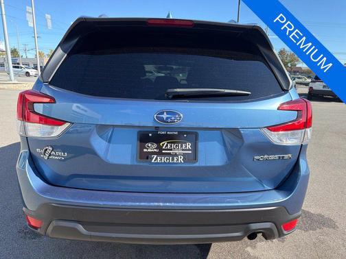 Horizon Blue Pearl 2020 Subaru Forester Premium