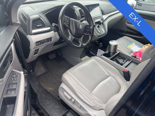 Crystal Black Pearl 2021 Honda Odyssey EX-L
