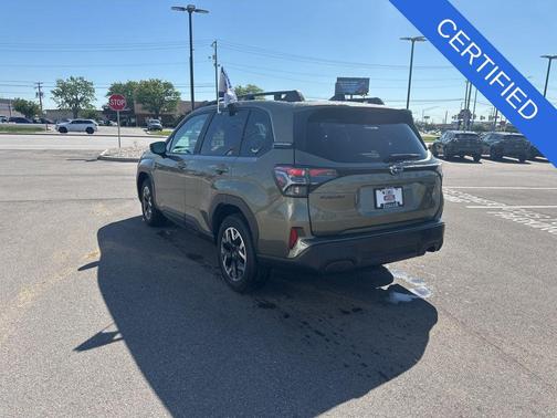 Autumn Green Metallic 2026 Subaru Forester Premium