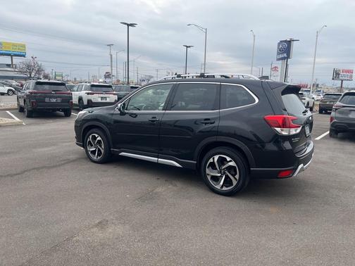 2023 Subaru Forester Touring