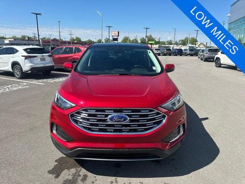 Red Metallic 2022 Ford Edge SEL