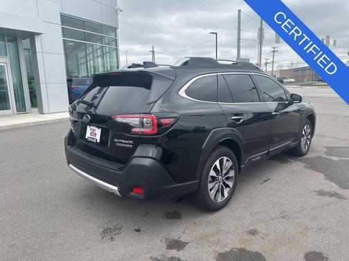 Crystal Black Silica 2025 Subaru Outback Touring XT