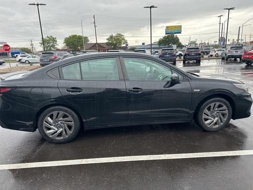 2023 Subaru Legacy Sport