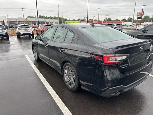 2023 Subaru Legacy Sport