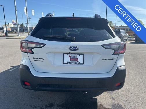 Crystal White Pearl 2025 Subaru Outback Onyx Edition