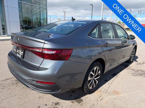 Platinum Gray Metallic 2025 Volkswagen Jetta 1.5T S