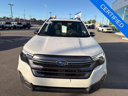 Crystal White Pearl 2025 Subaru Forester Premium
